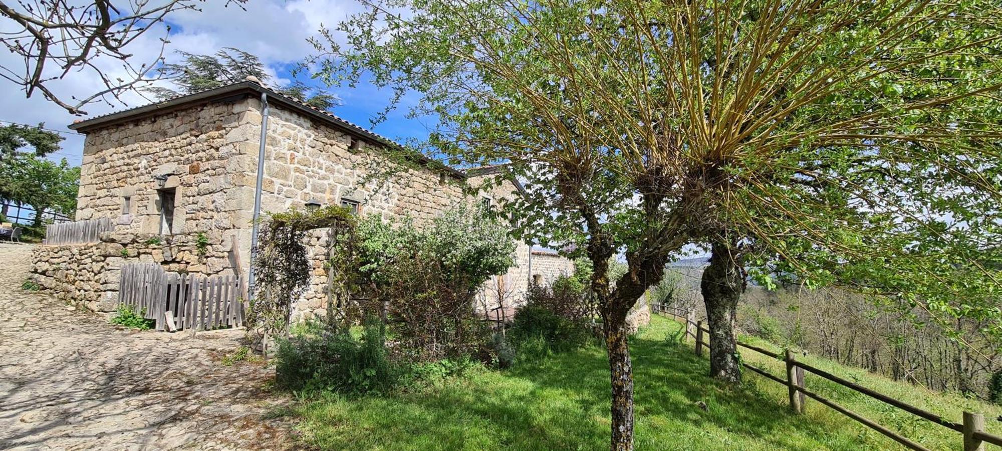 Gites Domaine De Silhac Ardeche 外观 照片