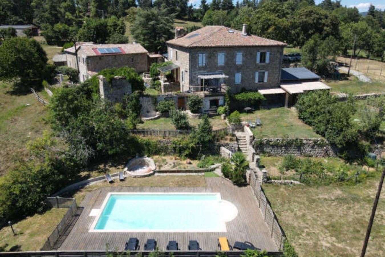 Gites Domaine De Silhac Ardeche 外观 照片